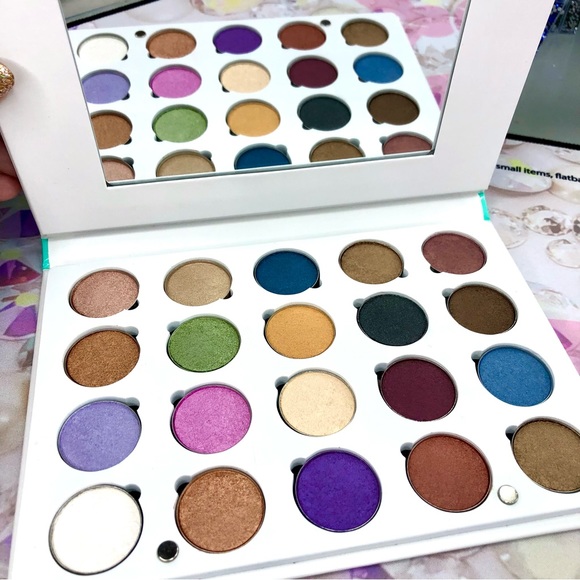 😍NWT Dazzling Diamonds Pallet by OFRA! Lovely!😍 - Picture 9 of 10